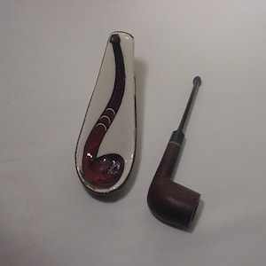 Vintage Ceramic Pipe Stand & Imported Briar Used Pipe  24 - 134