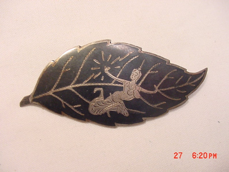 Vintage Sterling Silver Niello Siam Leaf Brooch 16 884 image 1