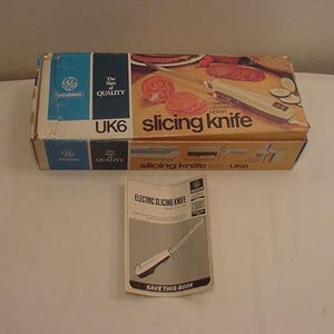 Vintage Mid Century Universal By General Electric Electric Slicing Knife In Original Box With Instructions-Compact Lightweight Design  25-32