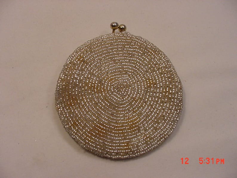 Vintage Glass Beads Change Purse With Flowers 16-804