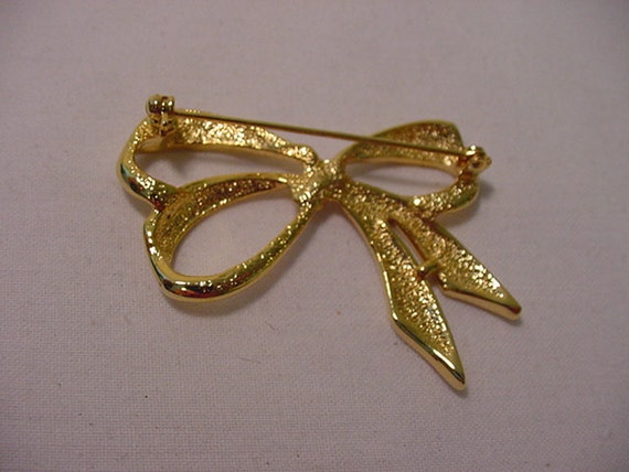 Vintage Gold Tone Metal Bow  Brooch 11 - 919 - image 5