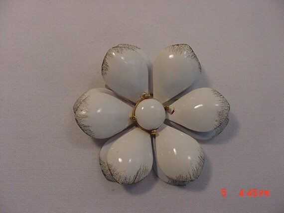 Vintage White With Gold Accents Enameled Flower B… - image 1