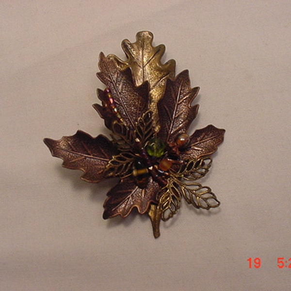 Vintage Cara Stimmel LTD Leaf Brooch  18 - 734