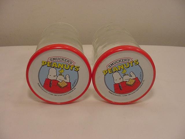 Set of 2 Vintage Mid Century Smucker's Peanuts Gang - Snoopy