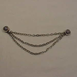 Vintage Button On Sweater Guard  19 - 227