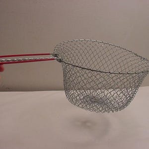 Vintage Mid Century Collapsible Metal Wire Strainer / Colander 25 - 279