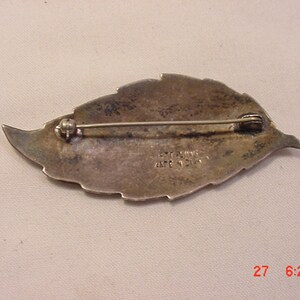 Vintage Sterling Silver Niello Siam Leaf Brooch 16 884 image 4