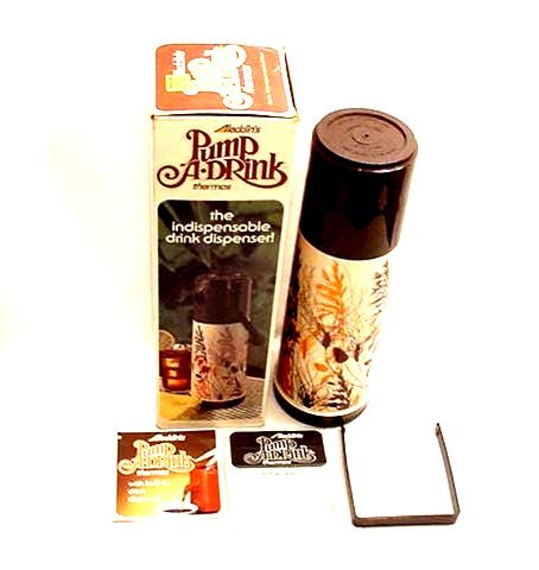 Vintage 1977 Aladdin's Pump A Drink Thermos - Unused in Original