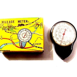 Compteur kilométrique vintage du milieu du siècle dans la boîte d'origine 25 - 409