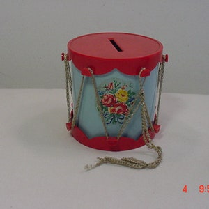 Vintage Plastic & Metal Drum Bank With Flower Decal  18 - 1316