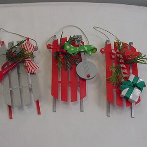 Set Of Three Vintage Plastic Snow Sled Christmas Decorations  19 - 1102