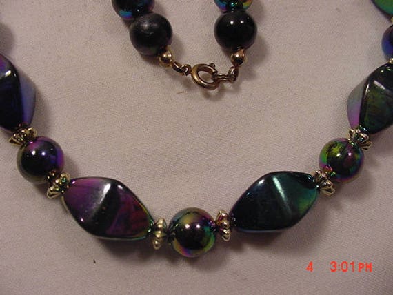 Vintage Metallic Blue Purple Green Beads Necklace… - image 1