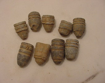 9 antieke geborgen - gegraven - lood - 3 ring - plugbasiskogels 23 - 47