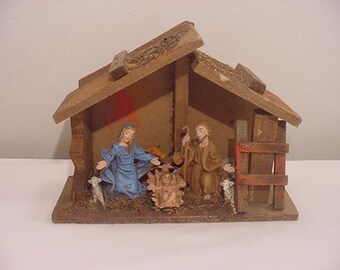 Lot 9 Anciennes Figurines plastic pour CRÈCHE , MADE IN ITALY