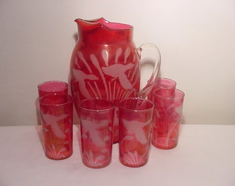 Large Vintage Cranberry Glass Pitcher & 6 Matching Glasses With Etched Ducks In Flight Theme   23 - 314