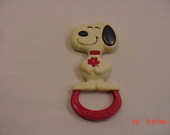 Vintage 1970's Snoopy Peanuts Gang Baby Rattle   16 -808