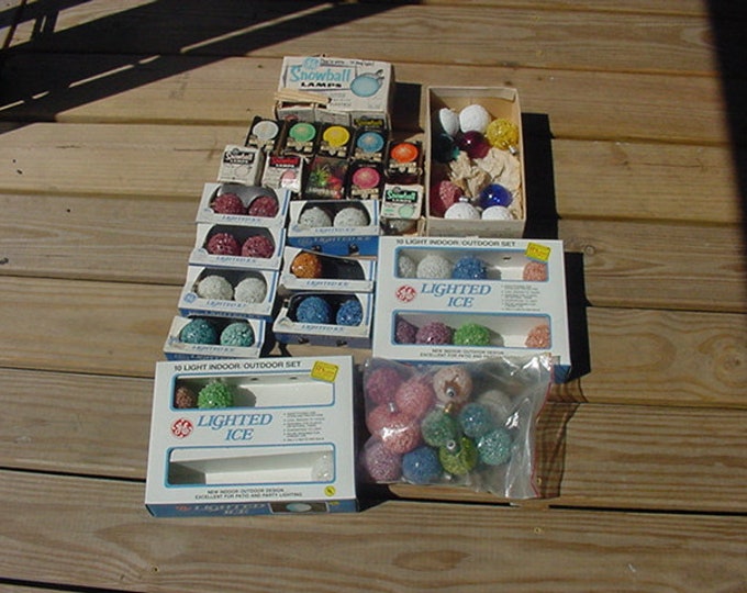 65 Vintage General Electric Christmas Tree Light Bulbs Lighted Ice
