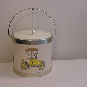 Vintage Kraftware N.Y.C. Antique Automobiles Theme Ice Bucket  23 - 167