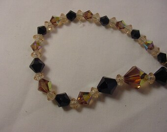 Vintage Aurora Borealis & Black Crystal Necklace  19 - 335