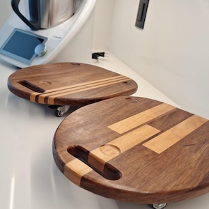 Parota wood base for Thermomix TM5/TM6/TM7, with wheels. Sliding stand, sliding board.