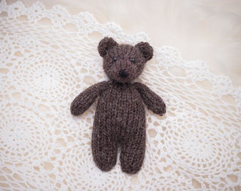 Bevan Bear knitting pattern