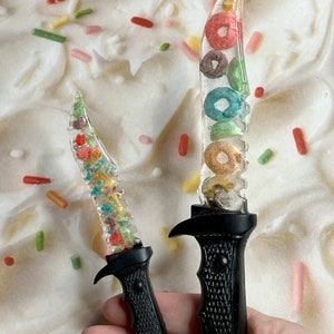 MADE TO ORDER Getreide Killer 2.0- Müsli und Fake Milch Dekorative Harz Messer
