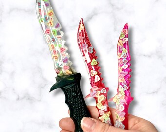 Hater Anti Valentines Heart Glitter Resin Fake Dagger