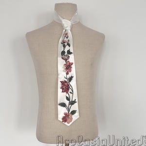 Wildflower Wedding Necktie, Burgundy Floral Groom Ties for Men,Forest Wedding Neckties,Floral Embroidered Ties,Garden Wedding Tie Embroidery
