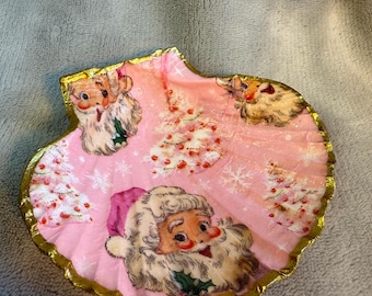 Handgefertigte Muschel Ring Schale, Schmuckschale, Ornament - pink Vintage Santa