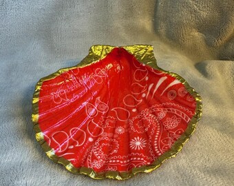 Handgefertigte Jakobsmuschel-Ringschale, Trinket-Teller - rotes Bandana