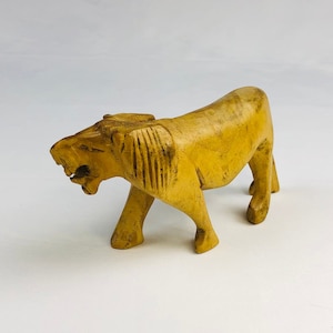 Folk Art Lion, Carved Figure, Cat Figurine, Vintage Cat, Cottagecore, Rustic, Wood Figure, Fairytale, Outsider Art, Witchy Decor, Whittled