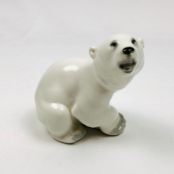 Polar Bear Figurine, Vintage Animal, Ceramic Bear, Bear Collectible, Bookshelf Decor, Artic Animal, Bear Statue, Hand Painted Bear,Kids Room