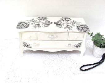 Black and White Jewelry Box, Painted Vintage Musical Jewelry Chest