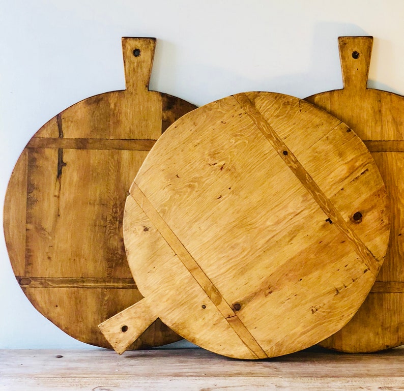 Large Circular Bread Board Display Board  Circular Bread image 1