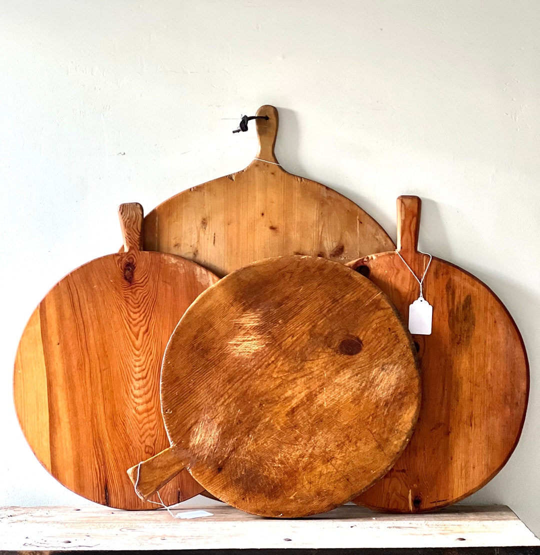 French Round Bread Board, Vintage Circular French Charcuterie Board, Cheese Bread Board, Wooden