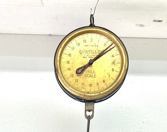 Vintage Kitchen Scale, Heavy and large Scale with Originally Pan