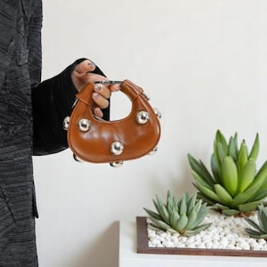 Leder Mini Crossbody Bag, Handtasche, Streetwear Schultertasche, Sommer Must Have, Geschenk Freundin, Geschenk Geburtstag, Brautjungfer Geschenk