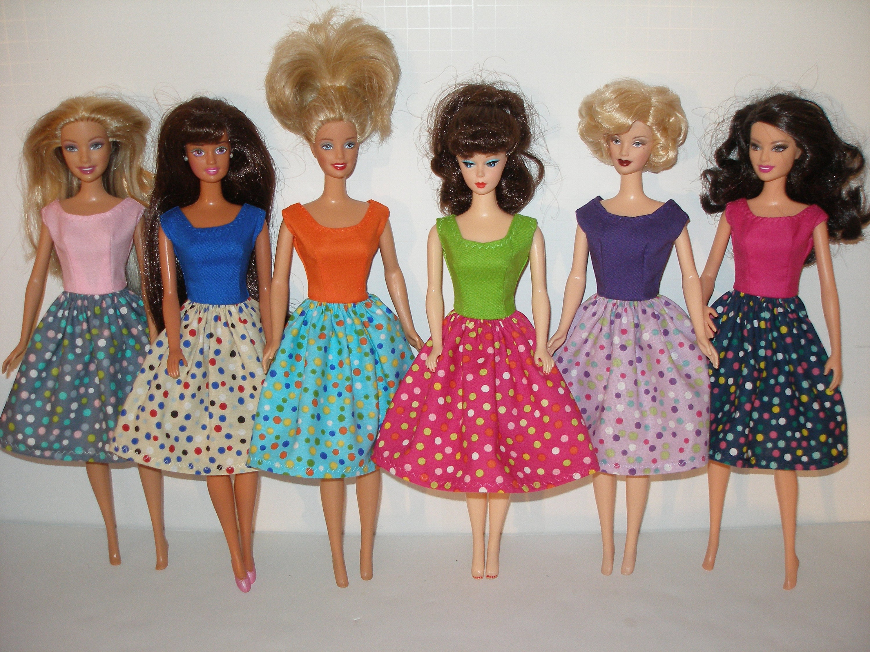 The Mod Shelf (for all the vintage lovers) : r/Barbie