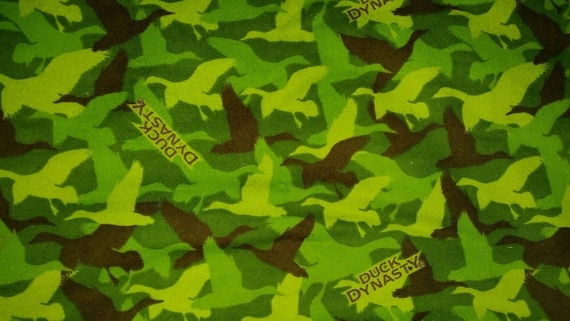 camo New Pink Camouflage 100/% Cotton Flannel Fabric by the 1//2 yard