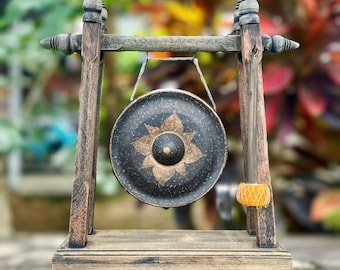 Handcrafted Thai Meditation Gong (Antique): Popular Weathered Zen Decor