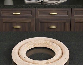 Salvamanteles de mármol para platos calientes. Juego de 2 salvamanteles de travertino hechos a mano para mesa de comedor. Soportes para ollas calientes como accesorios de cocina. Anillos para ollas calientes.