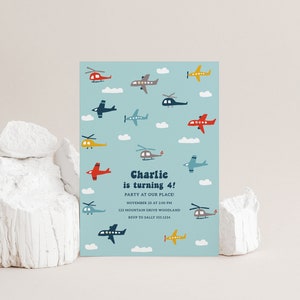 Modello di invito di compleanno per aereo, invito di compleanno per ragazzo con aereo stampabile, invito minimalista per festa in aereo modificabile B310