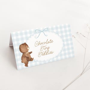 Etichette per tenda per cibo baby shower a forma di orso, etichette modificabili per buffet baby shower per bambini, segnaposto baby shower a forma di orsetto a quadretti blu stampabili B980