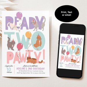 Op de afbeelding: Een roze en paarse verjaardagsuitnodiging met een katten thema. De tekst luidt "Ready Two Pawty!" en bevat details voor Adeline's 2e verjaardag.