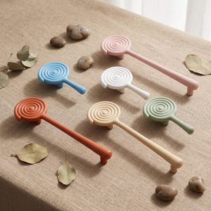 Cute Lollipop Cabinet Knob Drawer Pull Candy Style Furniture Hardware Colorful Kitchen Cabinet Handle Kids Room Dresser Decor Modern Pull