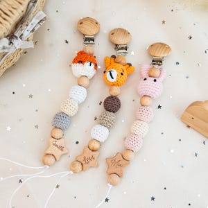 Baby Dummy Chain, Personalized Pacifier Clip, Wooden Dummy Clip, Soother Clip, Baby Shower Gift, Baby Boy and Girl Keepsake Gift, Binky Clip