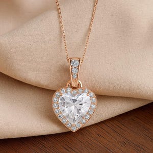 Colgante de corazón con diamantes cultivados en laboratorio: collar de oro de 14 k y plata de ley