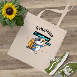 Schoolchild 2025 Shirt - School Enrollment T-Shirt with Cat - Gift for Boys & Girls Starting School