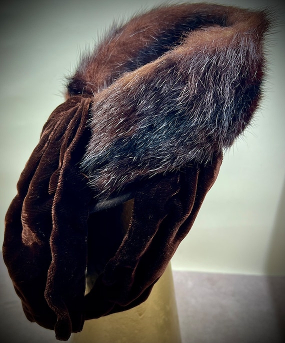 Vintage Ladies Brown Fur Tilt Hat With Velvet Topp