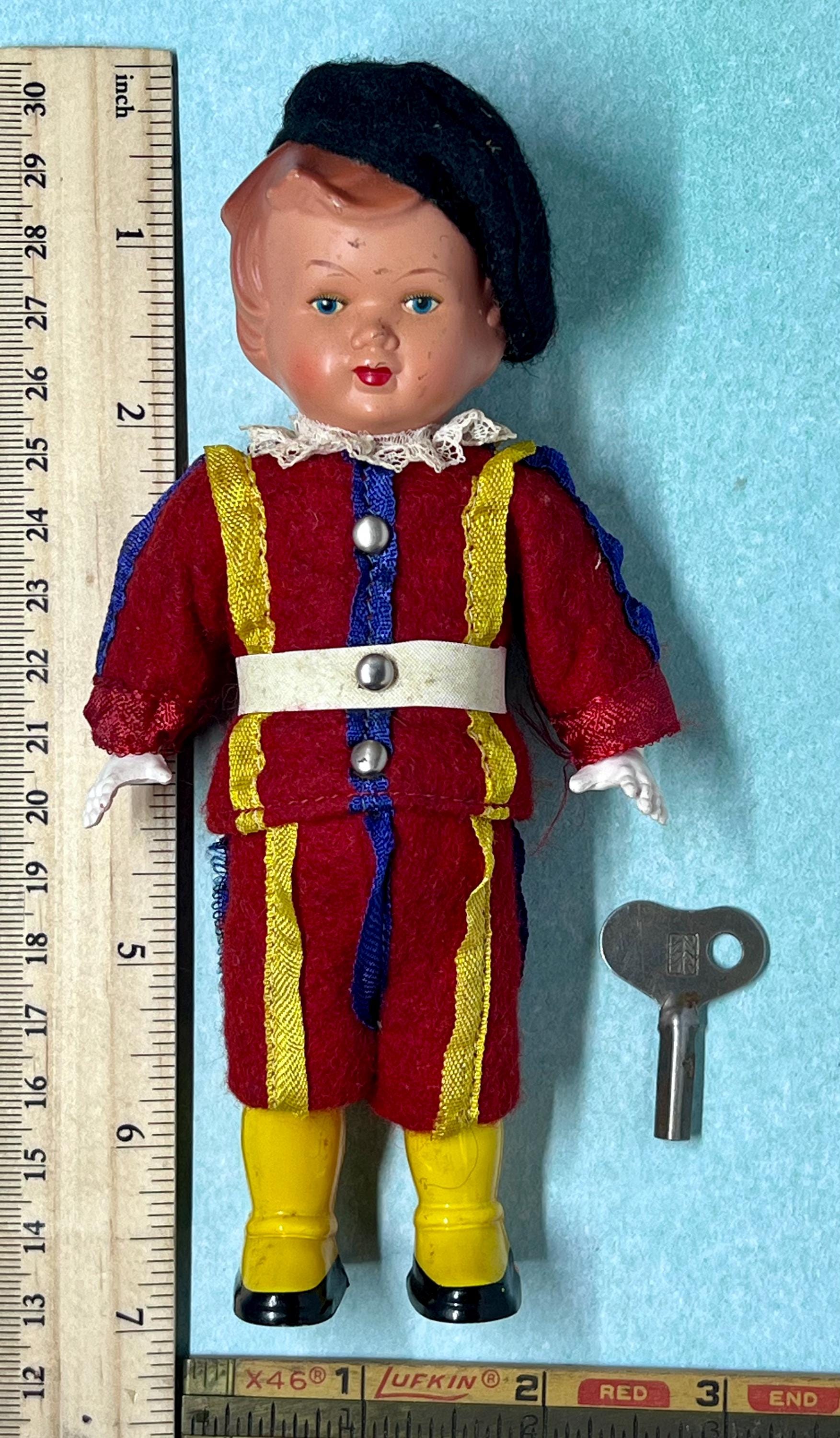 ドイツ製 アンティーク ゼンマイ人形 約100年前 23cm 動作確認済み ドイツ製 アンティーク ゼンマイ人形 約100年前 23cm 動作確認済み